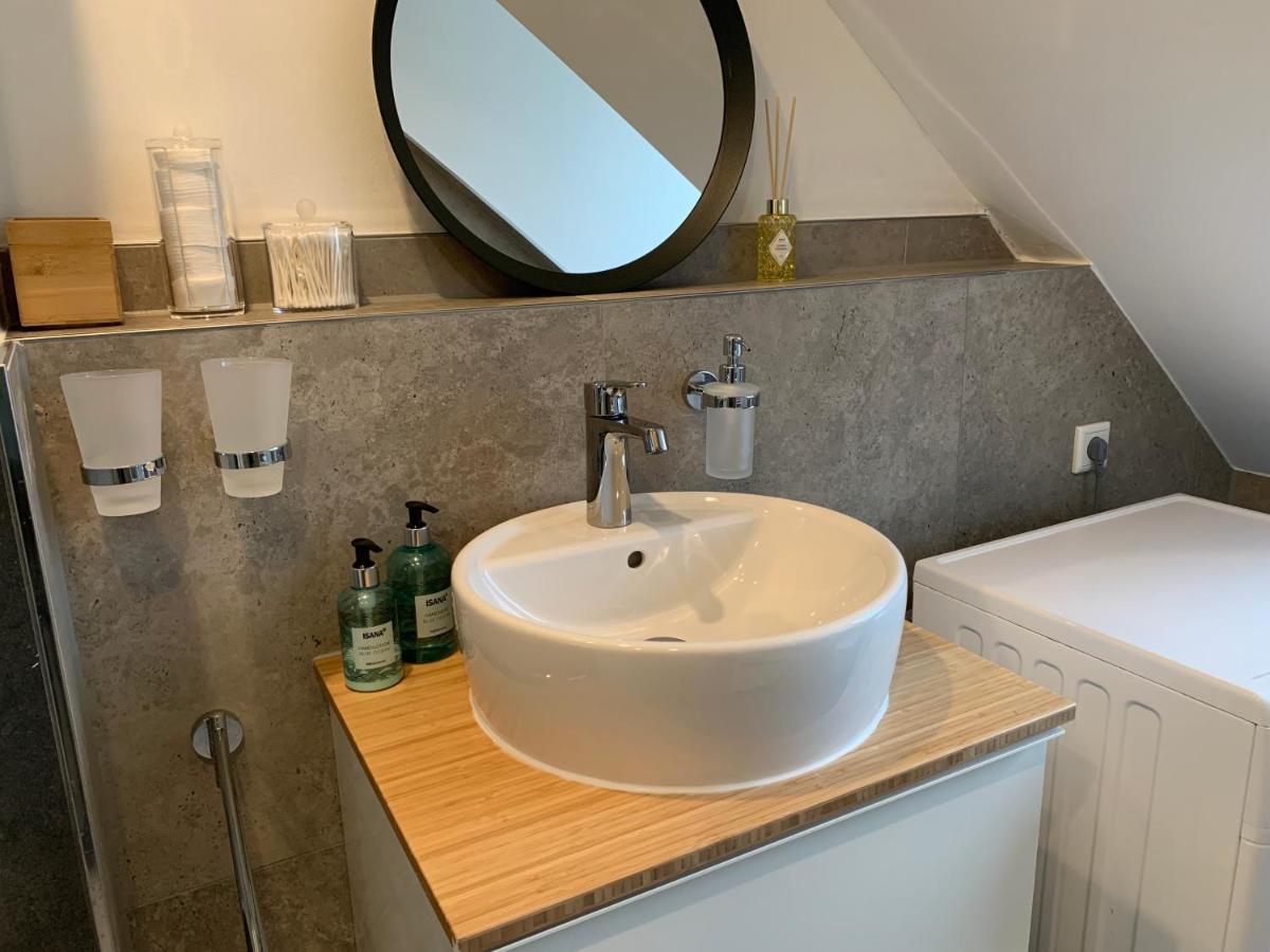Apartments Braunschweig - Charlys Home - Kueche - Fachwerk - Familie Ngoại thất bức ảnh